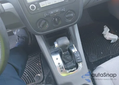 2009 Volkswagen Jetta 2.5L S from USA, damaged, VIN 3VWKZ71K39M295397